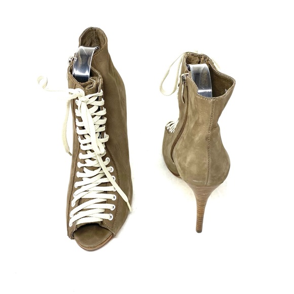 Mi Piaci Shooties - Picture 4 of 7